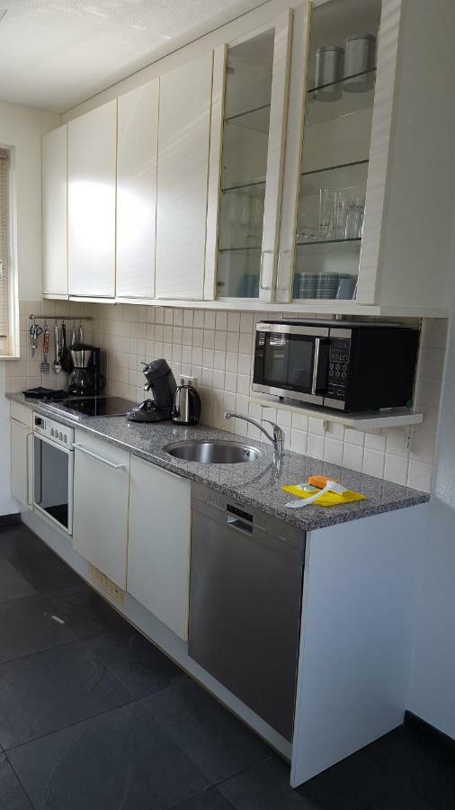 Augustinushof 13 Appartement Vrouwenpolder Buitenkant foto