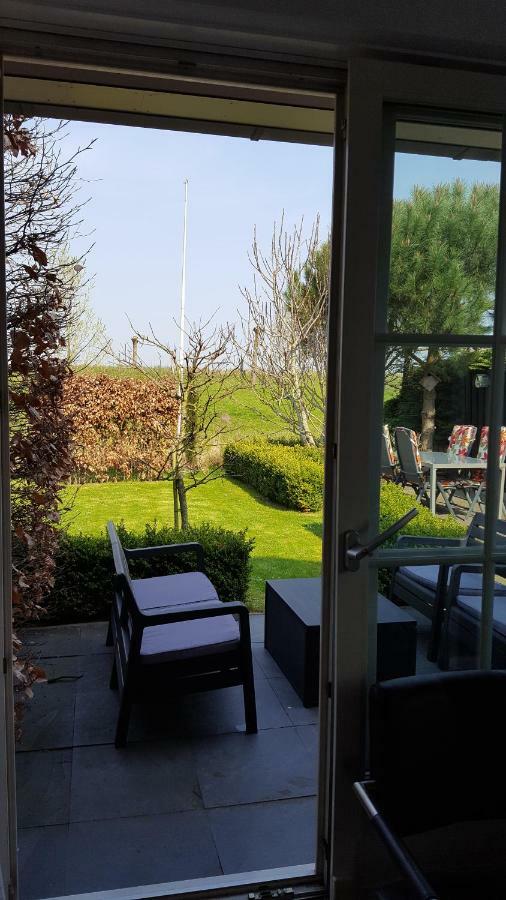 Augustinushof 13 Appartement Vrouwenpolder Buitenkant foto